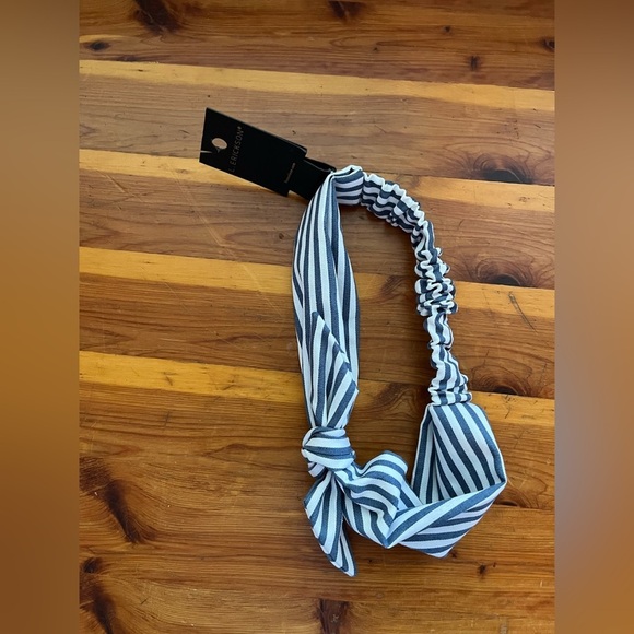 Hair Scrunchies - Picture 4 of 6